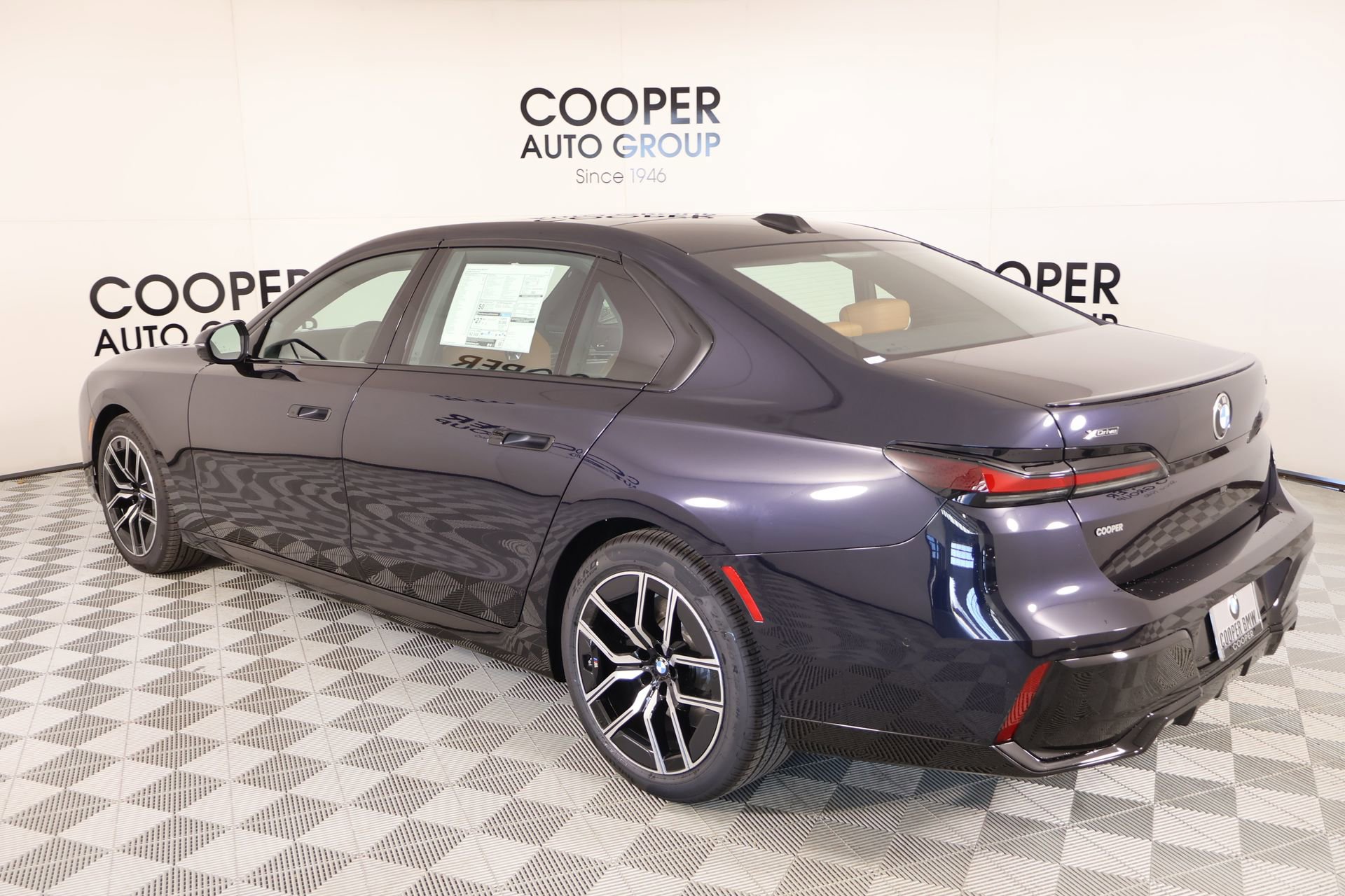 New 2026 BMW 740i xDrive w/ Premium Package AWD/4WD image 23