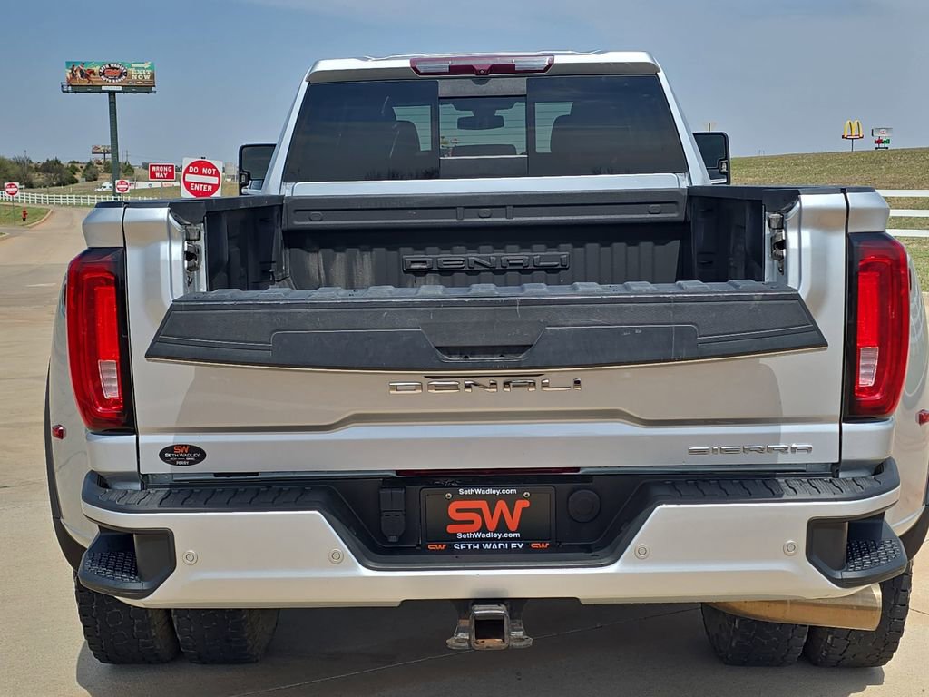 Used 2022 GMC Sierra 3500 Denali image 13