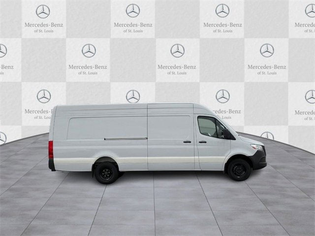 New 2024 Mercedes-Benz Sprinter 3500 image 2