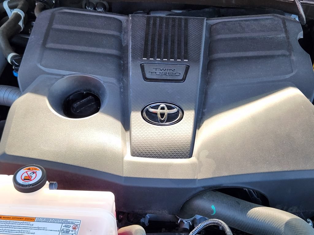 Used 2023 Toyota Tundra Platinum AWD/4WD image 16
