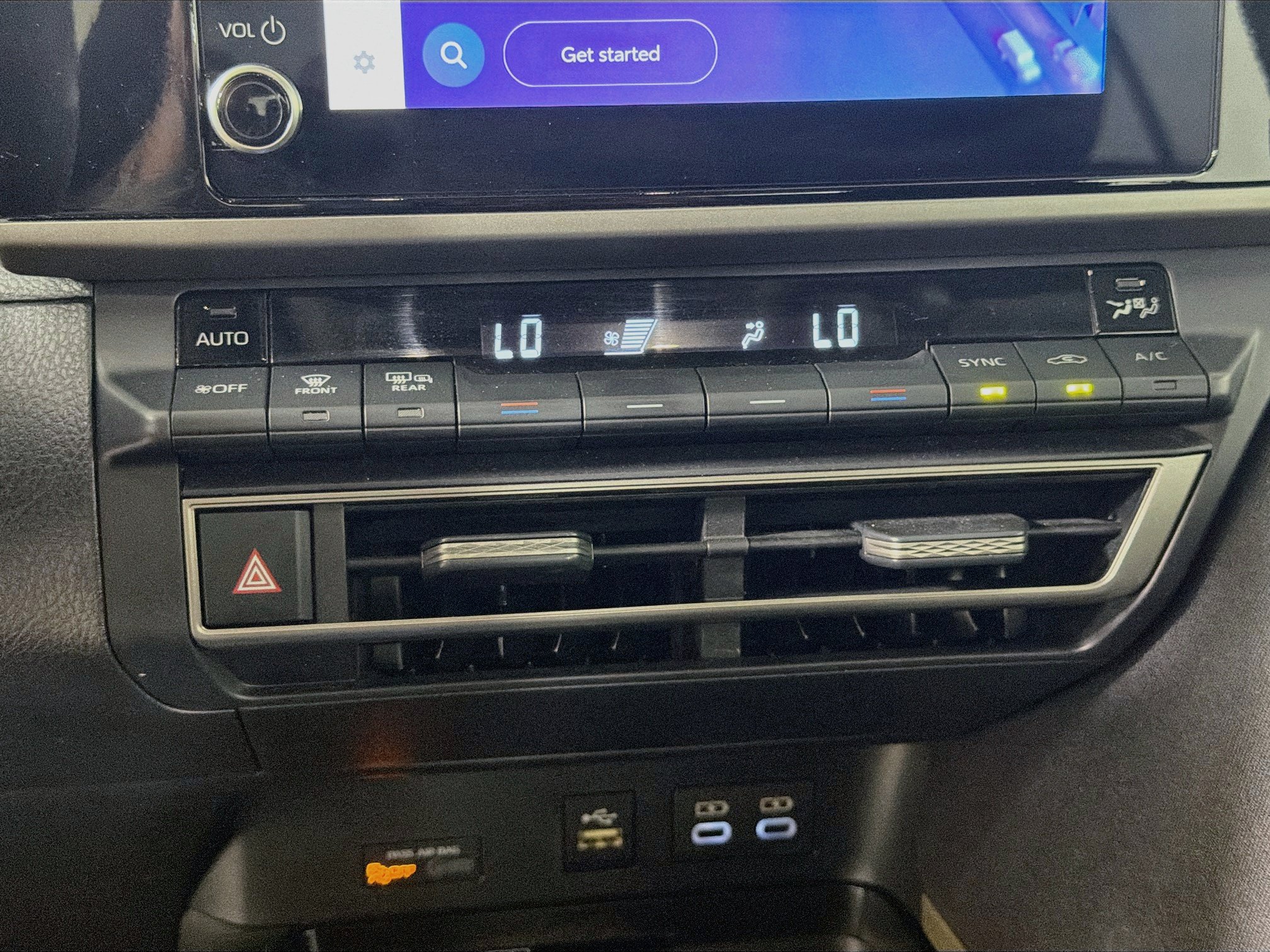 Used 2025 Toyota Camry LE FWD image 22