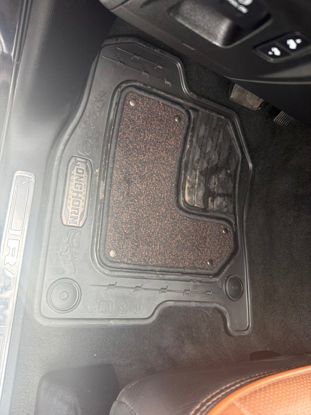 Used 2023 RAM 1500 Limited w/ Bed Utility Group image 27