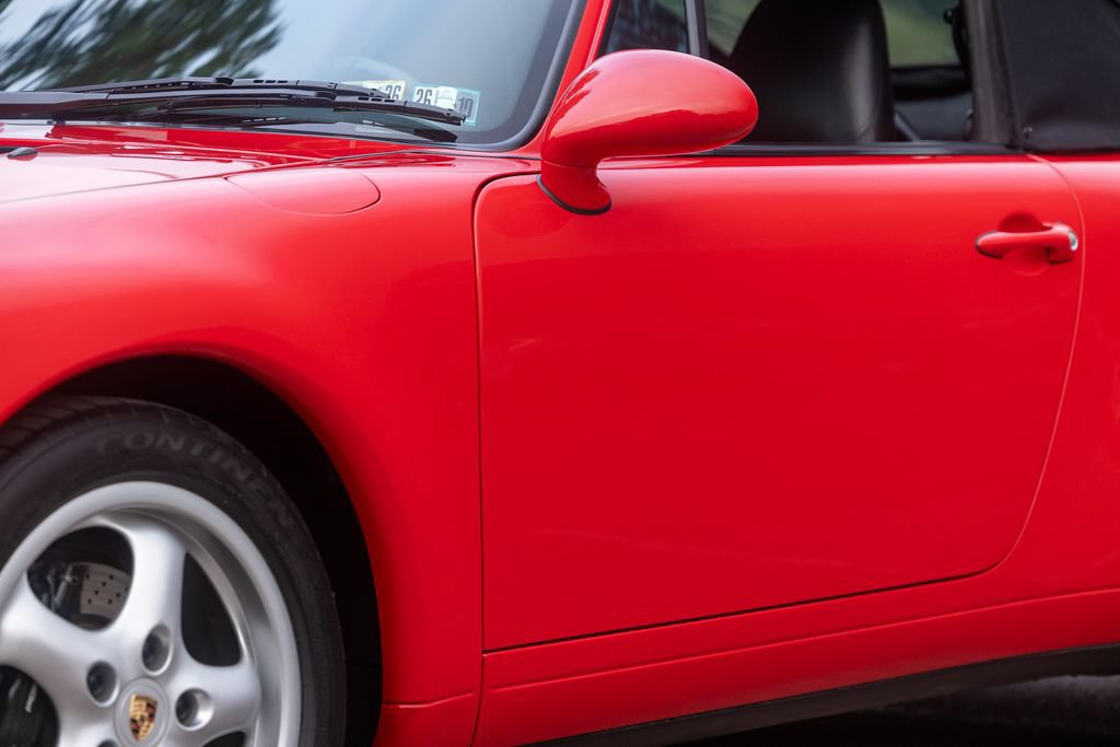 Used 1995 Porsche 911 Carrera RWD image 36