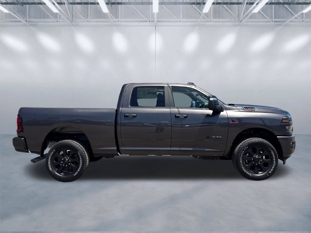 New 2026 RAM 2500 Big Horn AWD/4WD image 3
