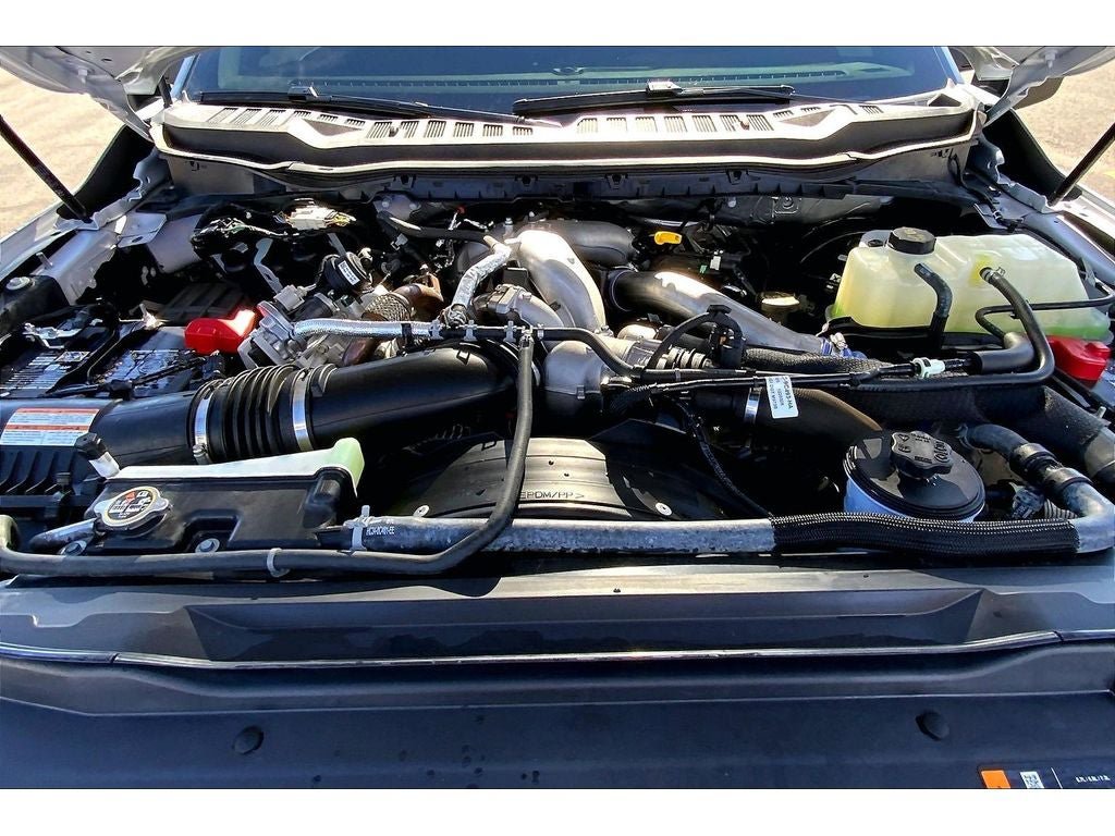 Used 2025 Ford F350 Lariat w/ FX4 Off-Road Package image 12