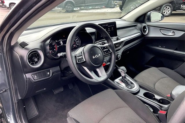 Used 2023 Kia Forte LXS image 14