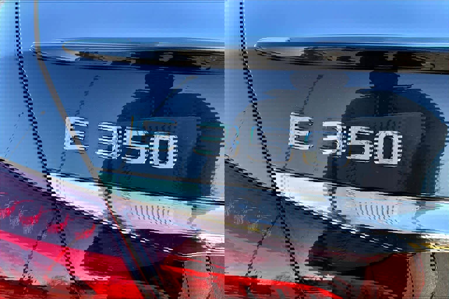 Used 2022 Mercedes-Benz E 350 4MATIC Sedan image 9