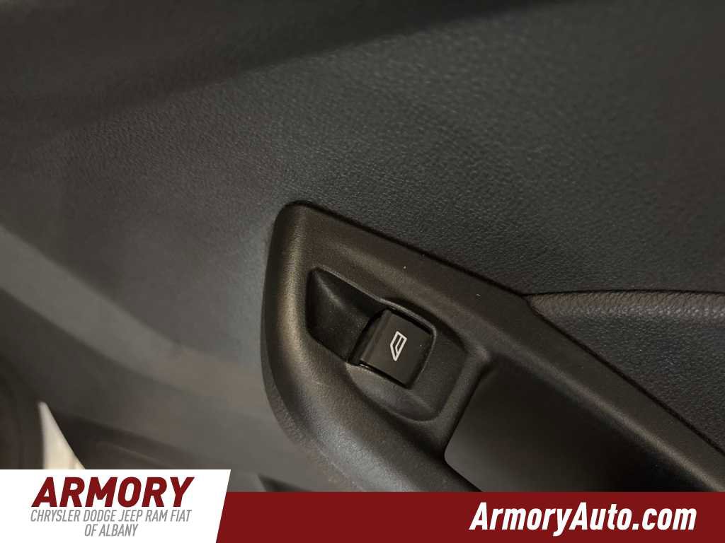 Used 2017 Ford Focus SE w/ Cold Weather Package image 29