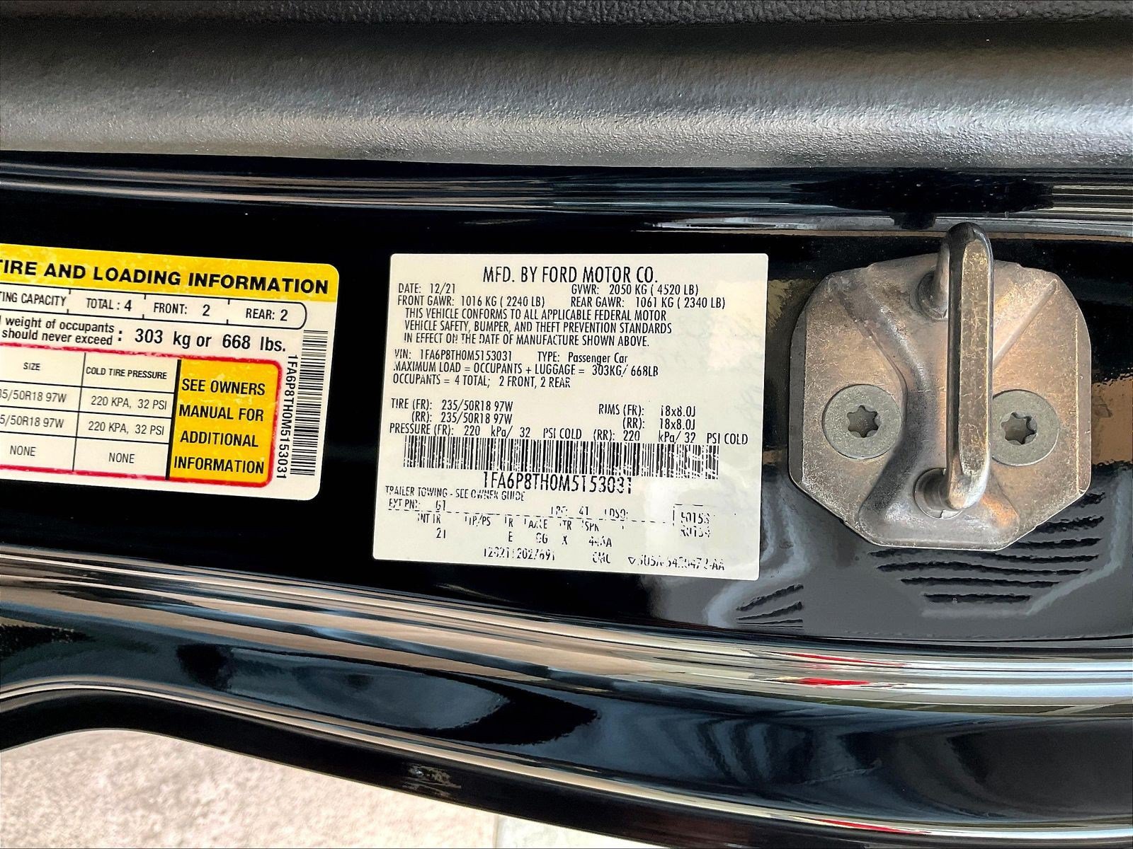 Used 2021 Ford Mustang Coupe w/ Equipment Group 101A RWD image 18