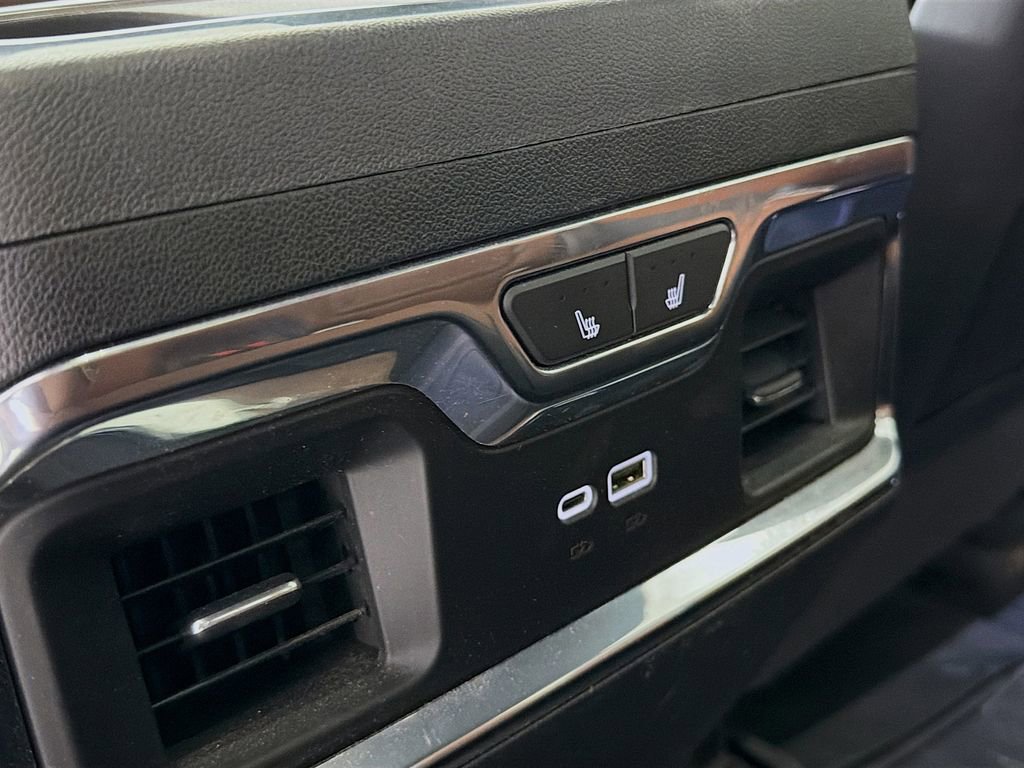 Used 2024 GMC Sierra 2500 Denali Ultimate image 29