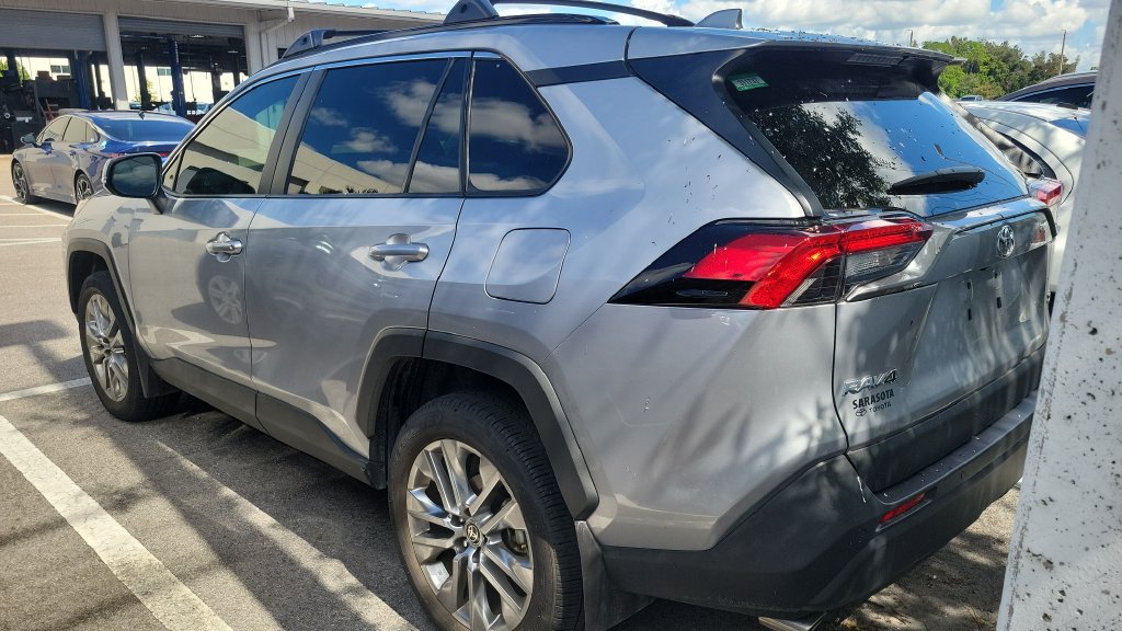 Used 2025 Toyota RAV4 XLE Premium w/ Weather Package FWD image 5