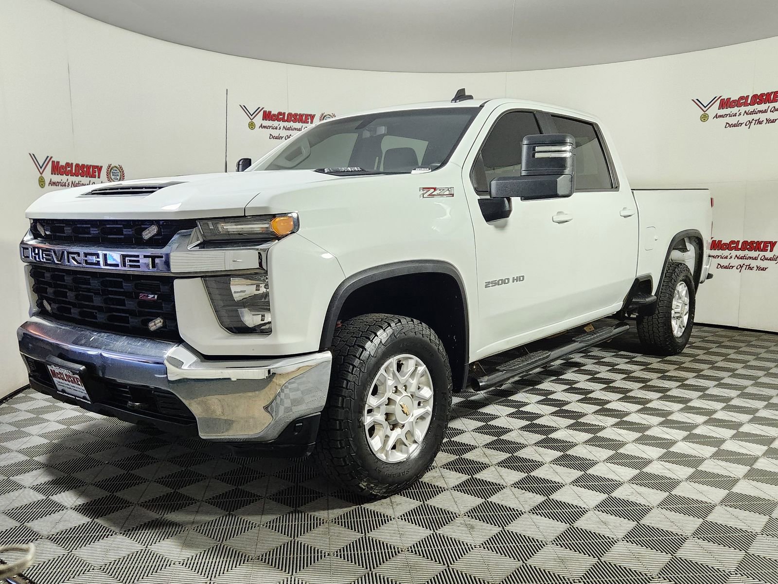Used 2021 Chevrolet Silverado 2500 LT w/ Z71 Off-Road Package AWD/4WD image 3