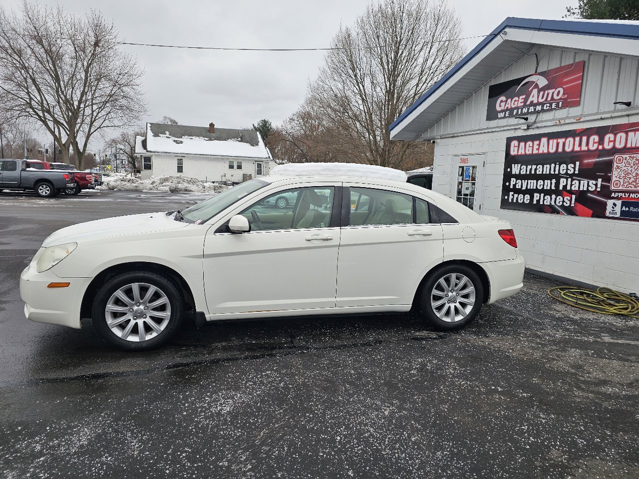 Used 2009 Chrysler Sebring Touring image 4