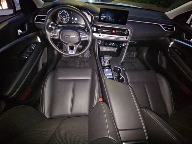 Used 2025 Genesis G70 2.5T image 14