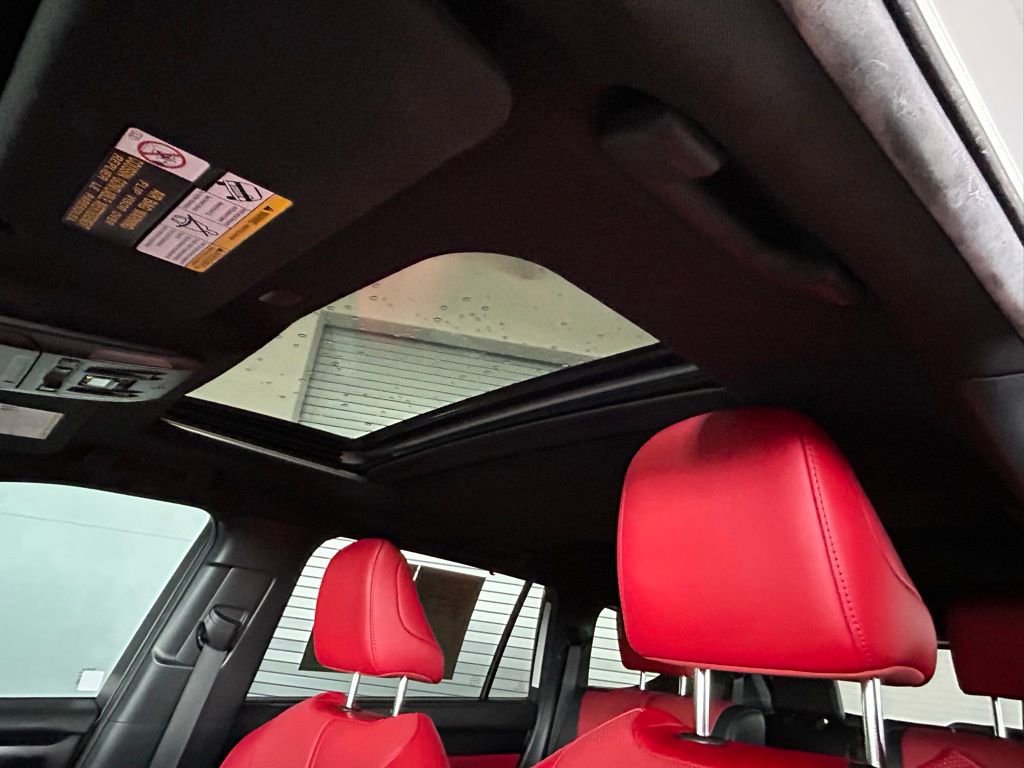 Used 2022 Toyota Highlander XSE image 7