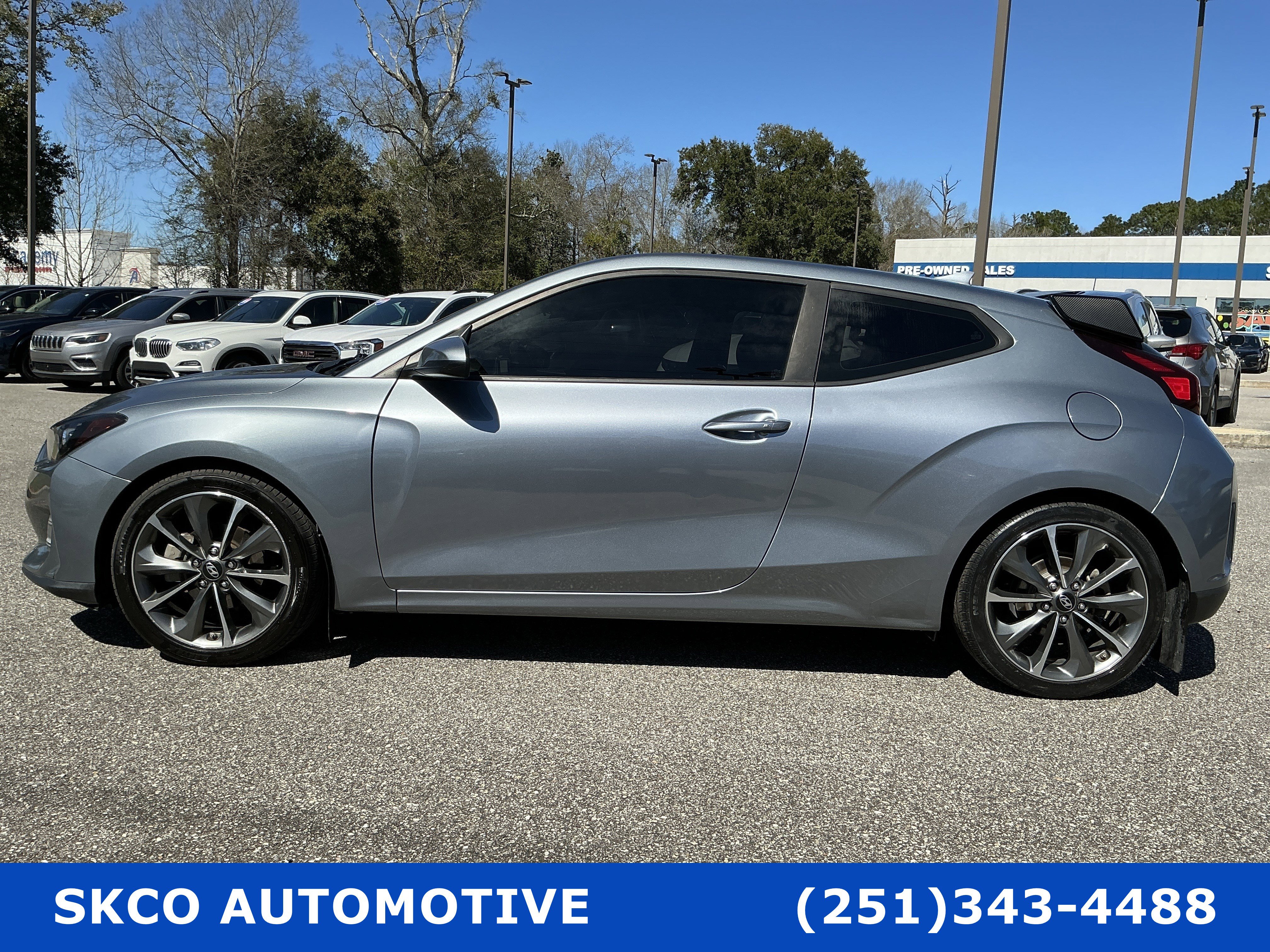 Used 2020 Hyundai Veloster 2.0 Premium image 2