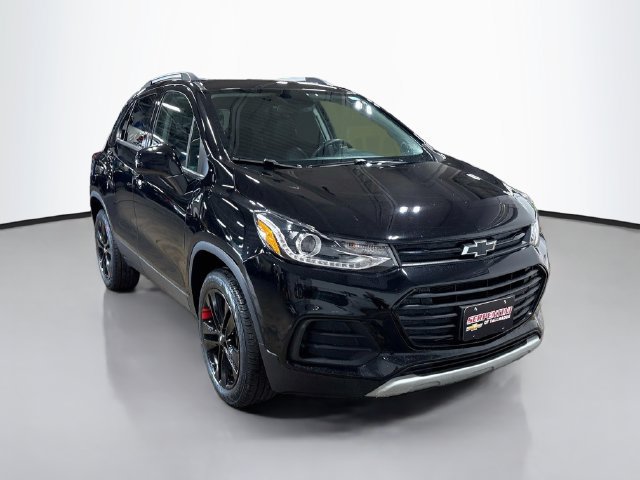 Used 2021 Chevrolet Trax LT w/ Redline Edition AWD/4WD image 5