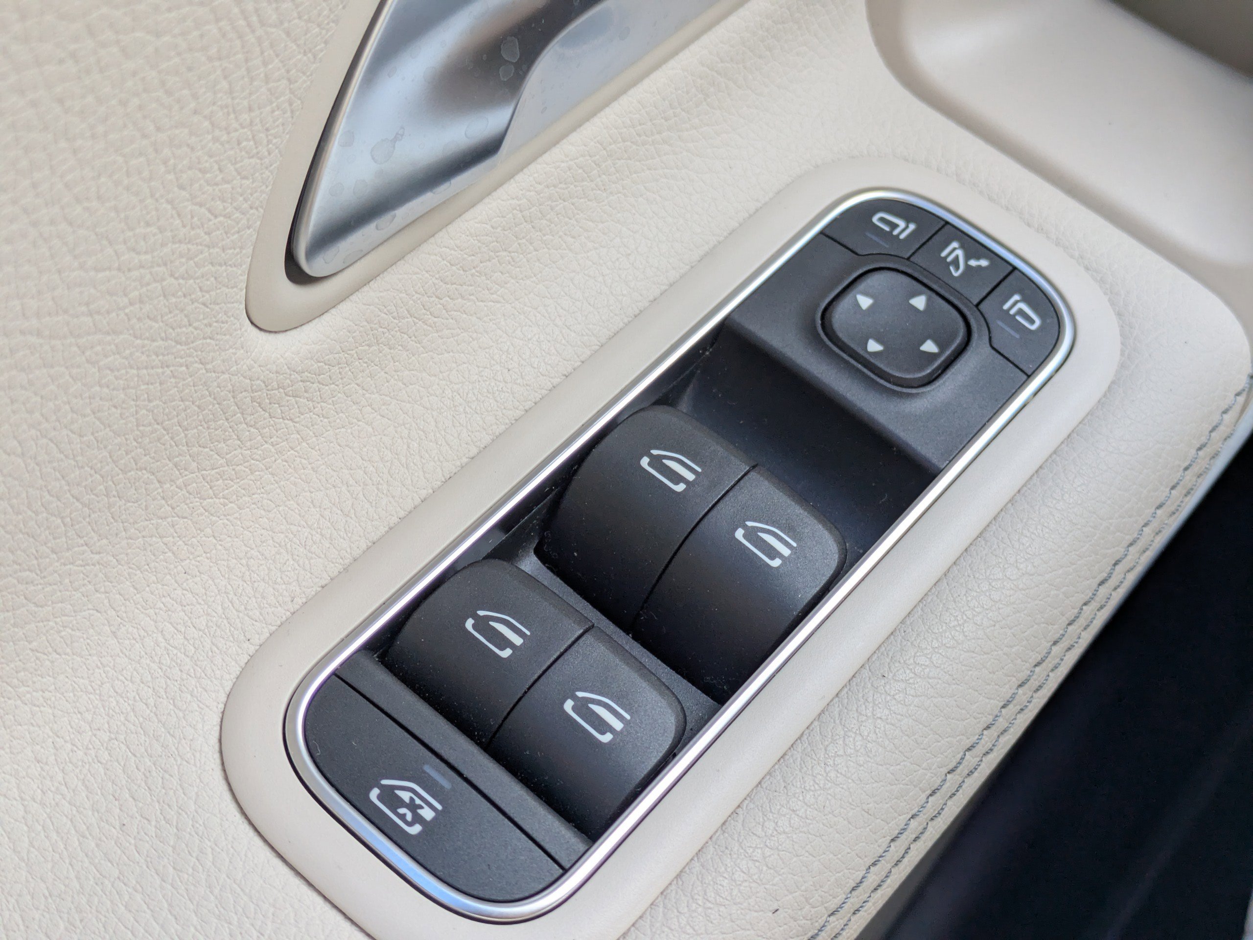 Used 2023 Mercedes-Benz CLA 250 image 26