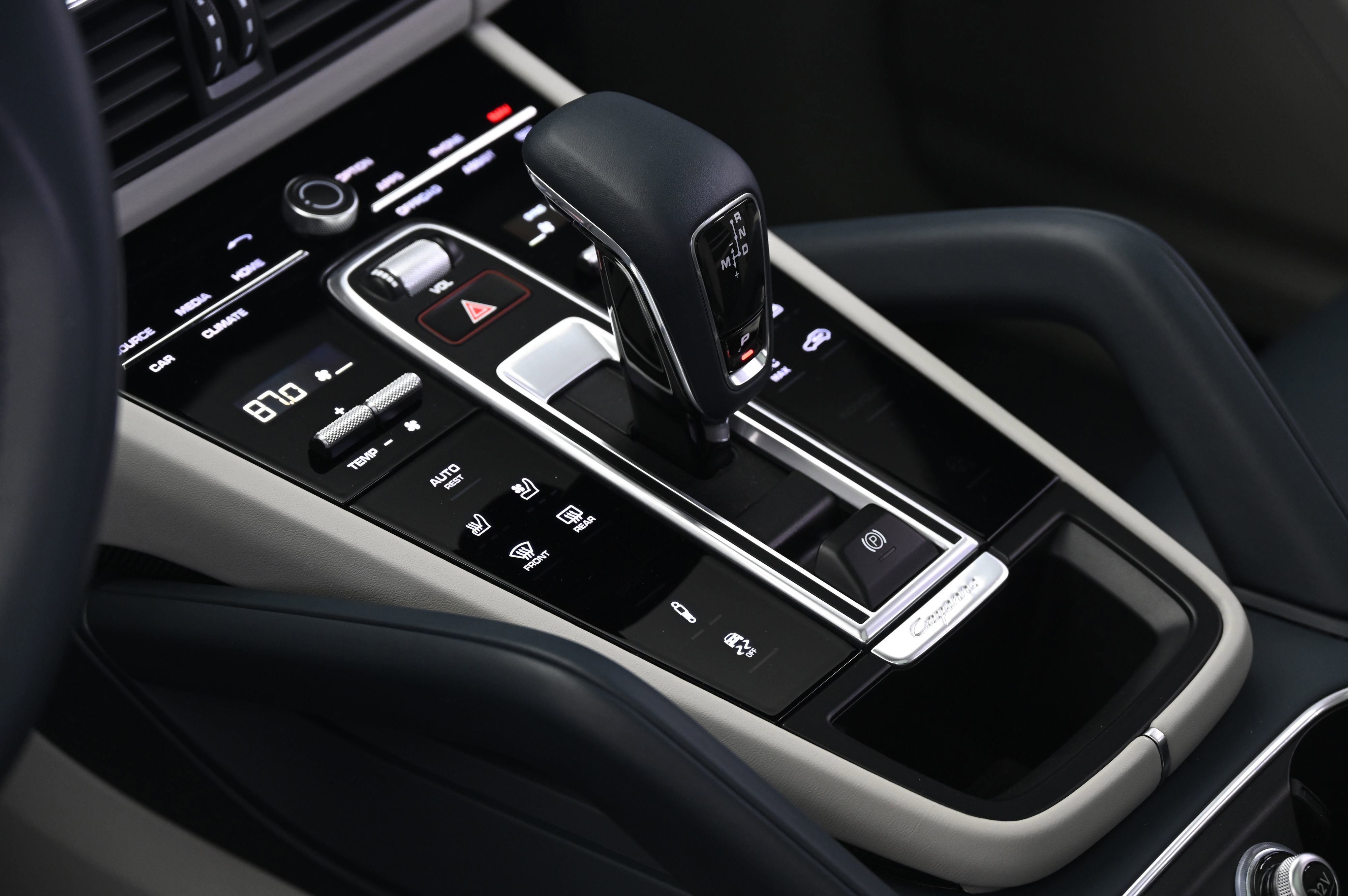 Used 2022 Porsche Cayenne GTS image 34