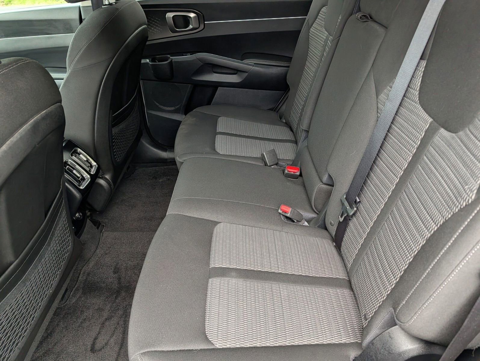 Used 2023 Kia Sorento LX AWD/4WD image 18