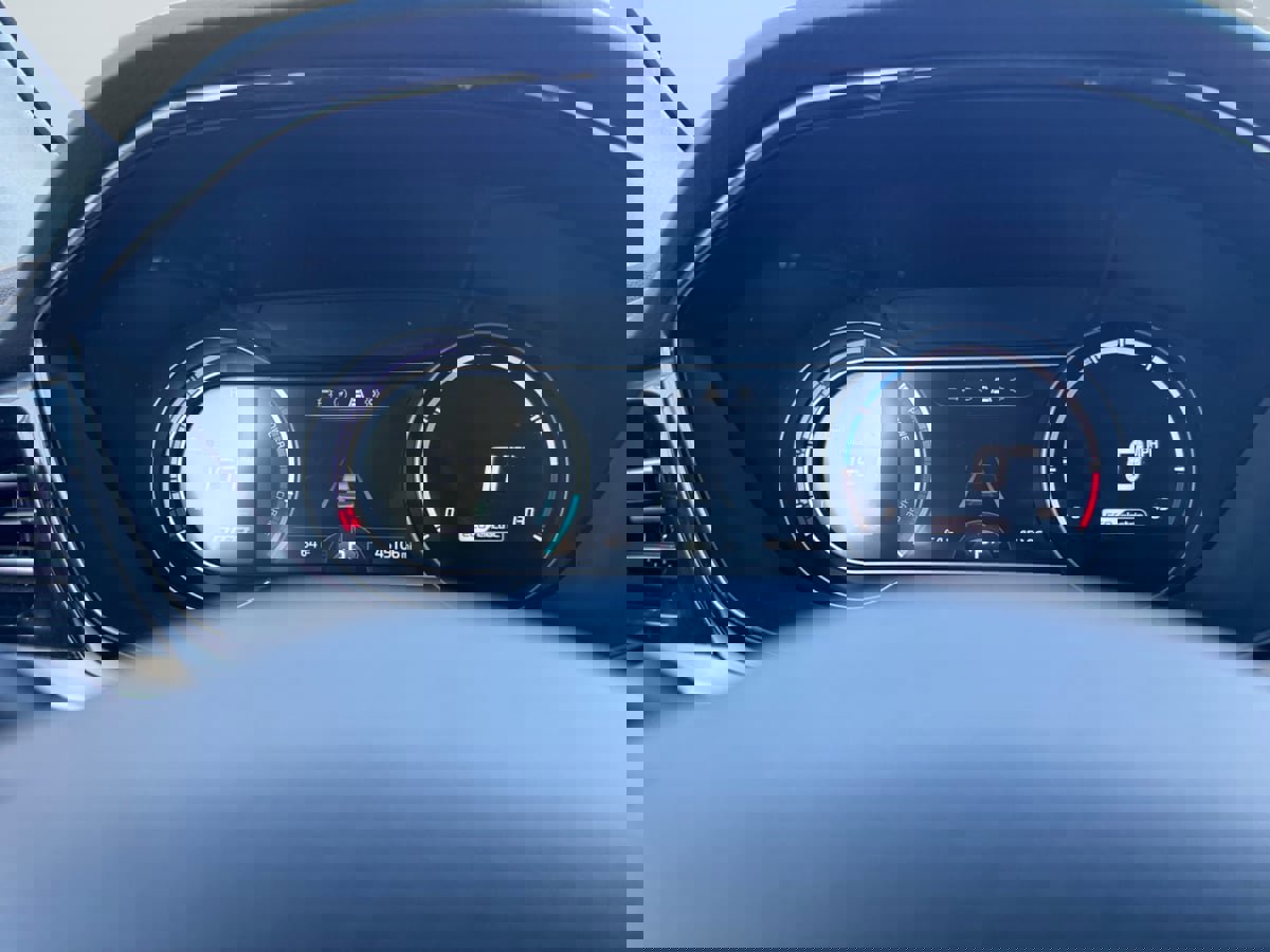 Used 2022 Kia Niro EX Premium w/ Cold Weather Package image 12