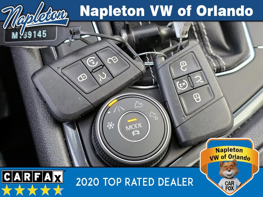 Used 2022 Volkswagen Tiguan SE image 25