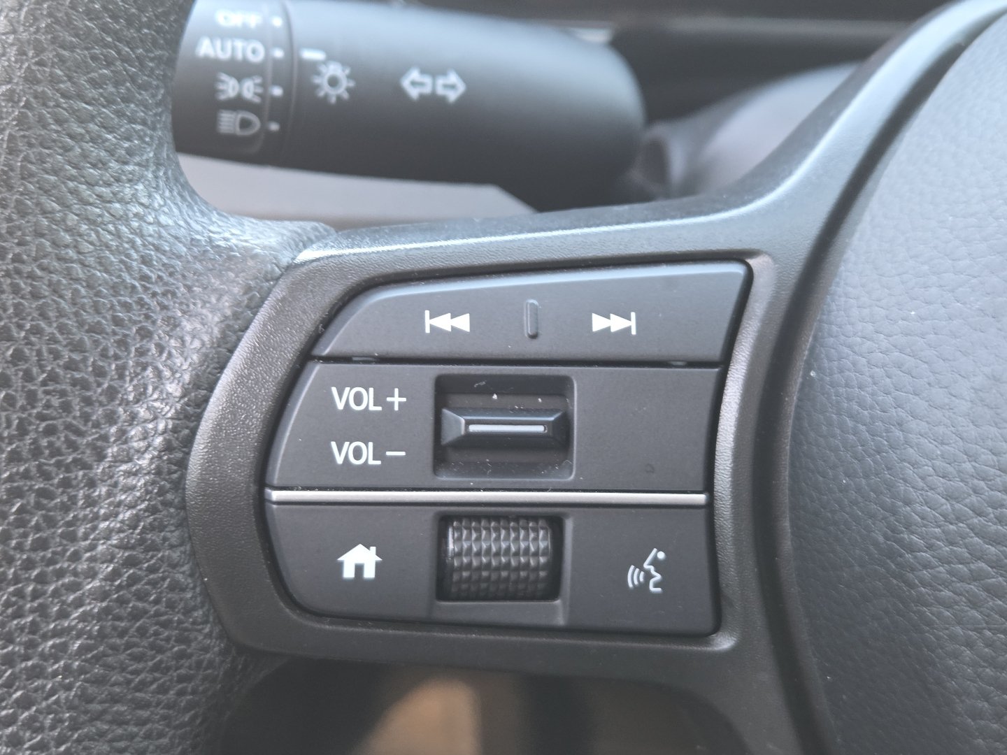 Used 2026 Honda CR-V EX image 31