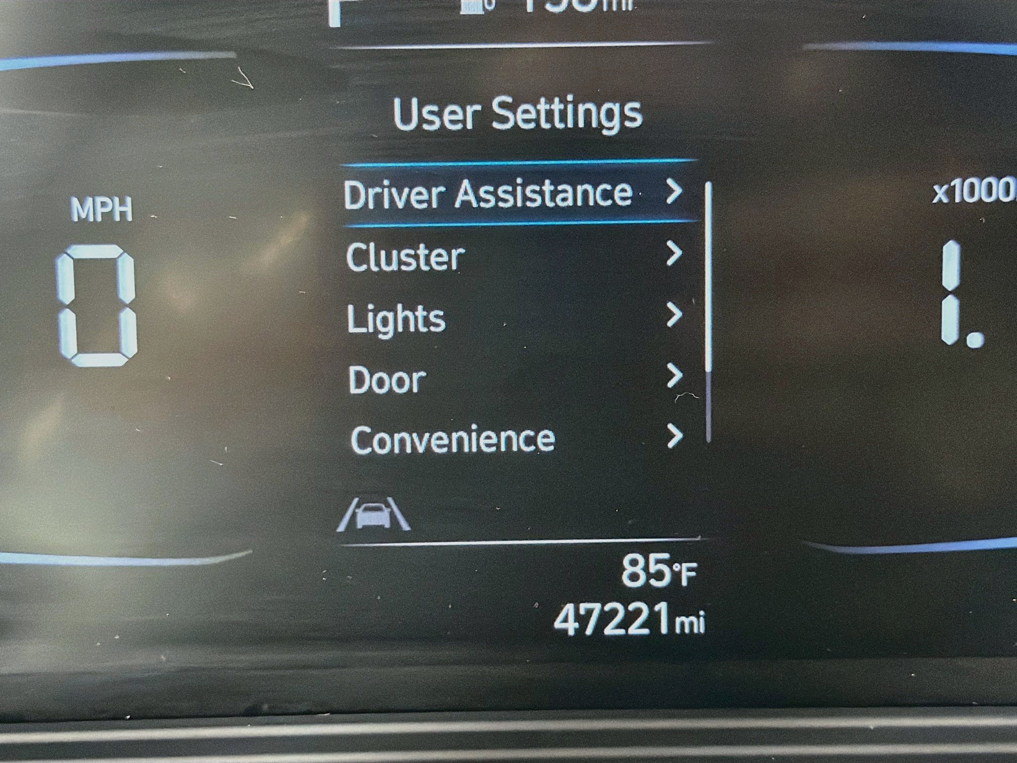 Used 2025 Hyundai Venue SEL FWD image 19
