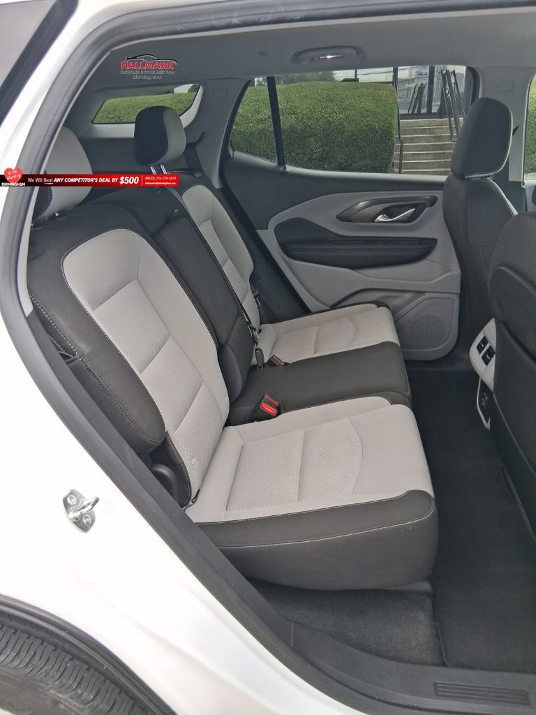 Used 2024 GMC Terrain SLE FWD image 22