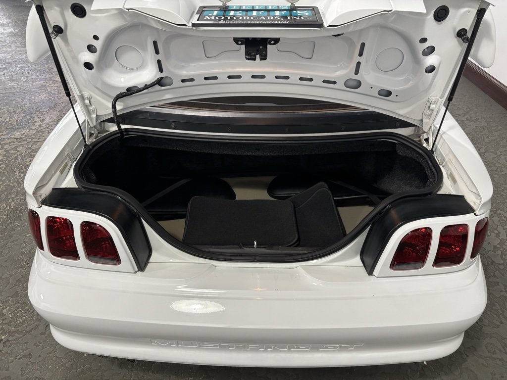 Used 1998 Ford Mustang GT image 17