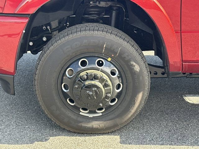 New 2026 RAM 3500 Limited image 13