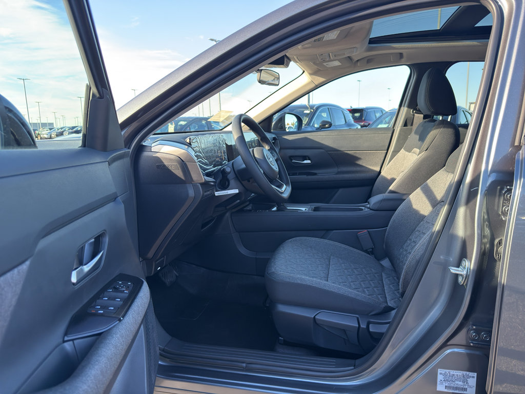 New 2026 Nissan Kicks SV w/ SV Premium Package image 11