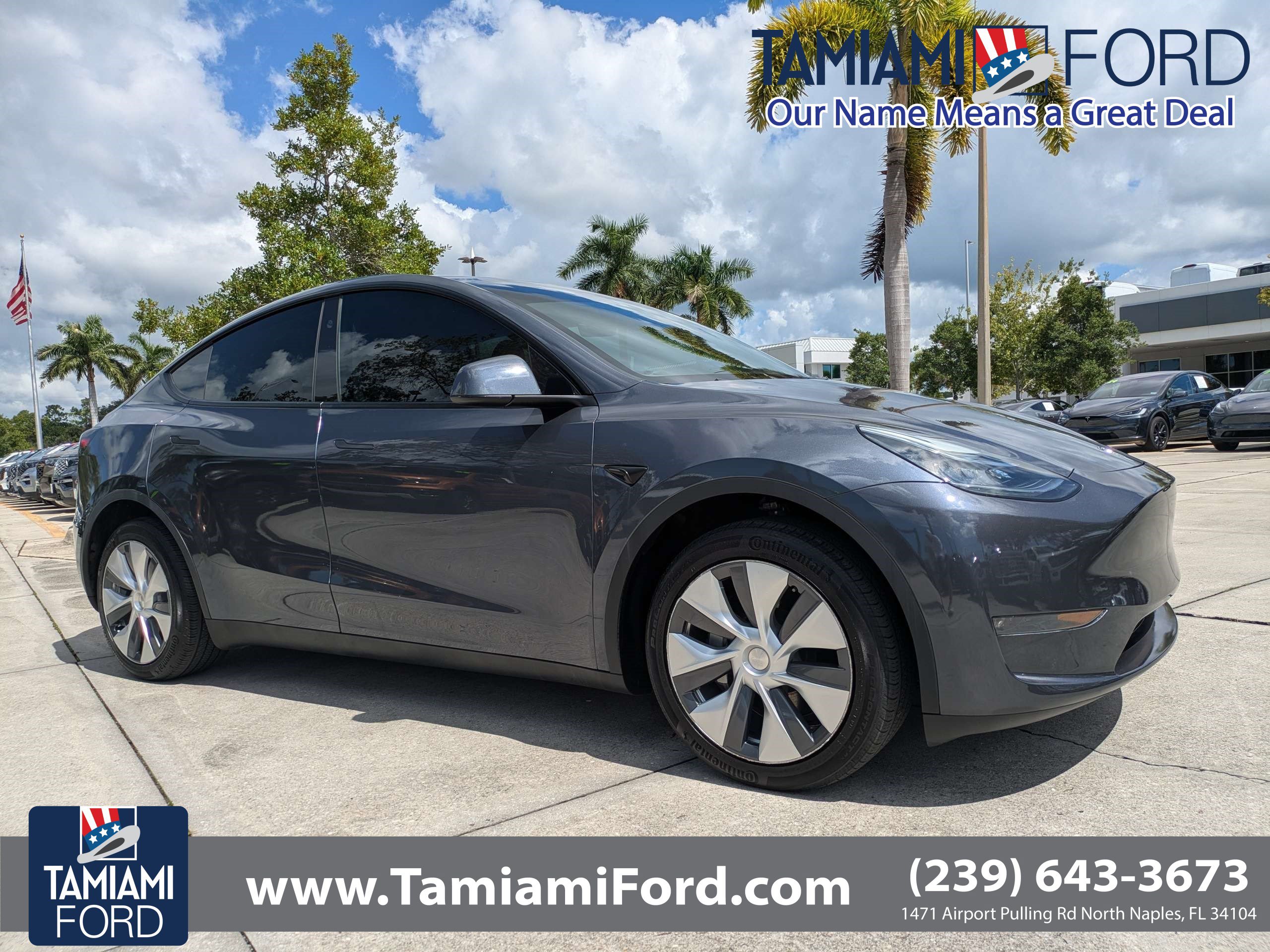 Used 2023 Tesla Model Y Long Range AWD/4WD image 1