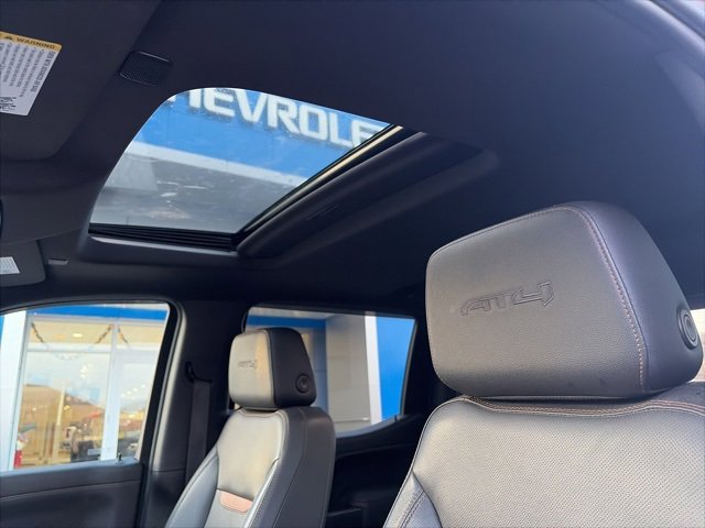 Used 2022 GMC Sierra 1500 AT4 w/ AT4 Premium Package image 12