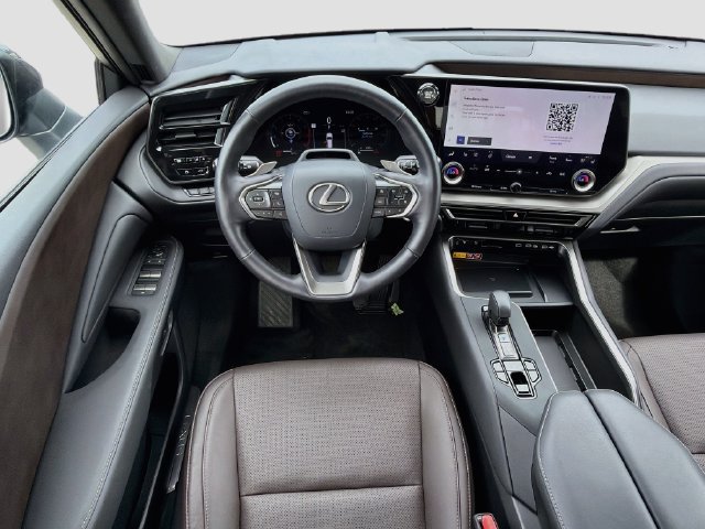 Used 2026 Lexus TX 350 AWD w/ Technology Package image 18