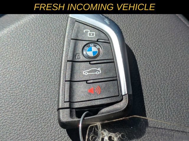 Used 2024 BMW 330i Sedan w/ Convenience Package RWD image 27