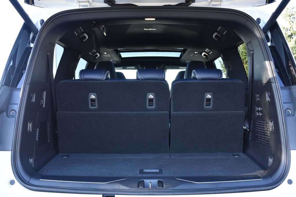Certified 2026 INFINITI QX80 4WD w/ Sport Exterior Package image 28
