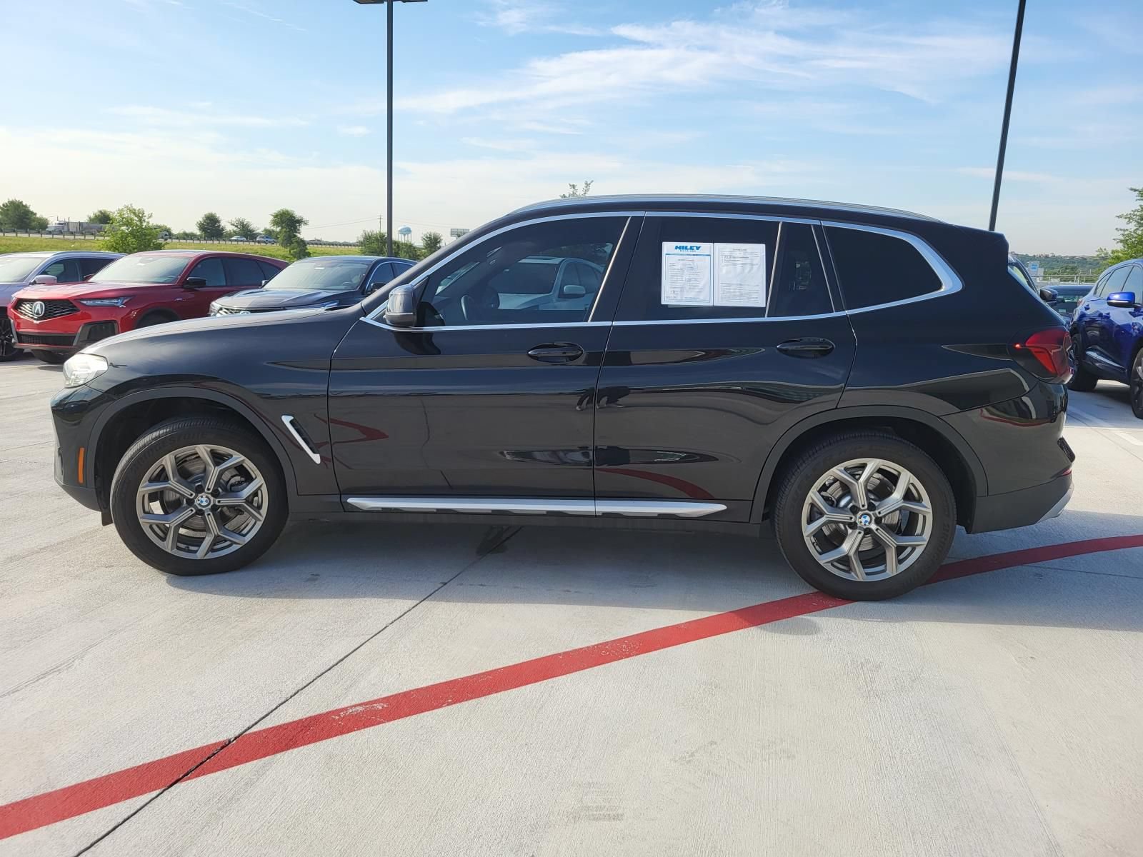 Used 2023 BMW X3 xDrive30i w/ Convenience Package AWD/4WD image 3