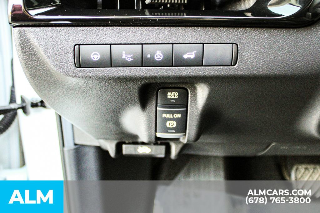 Used 2025 Nissan Murano Platinum w/ Cargo Package image 32