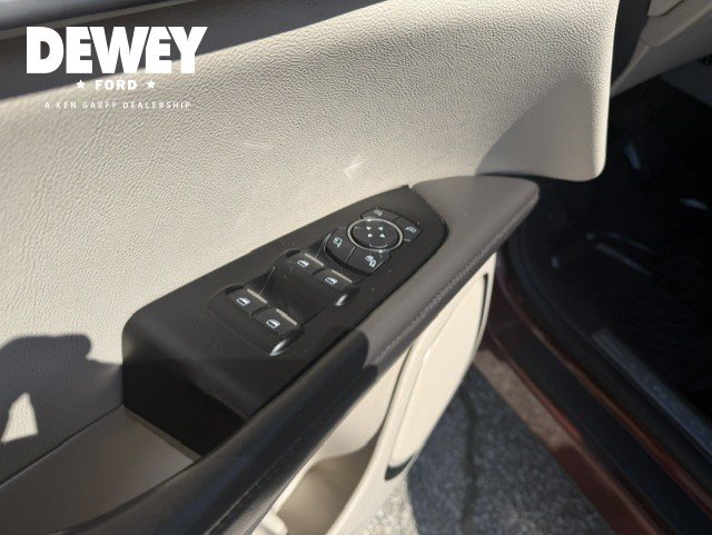Used 2016 Lincoln MKX Select w/ Select Plus Package FWD image 11