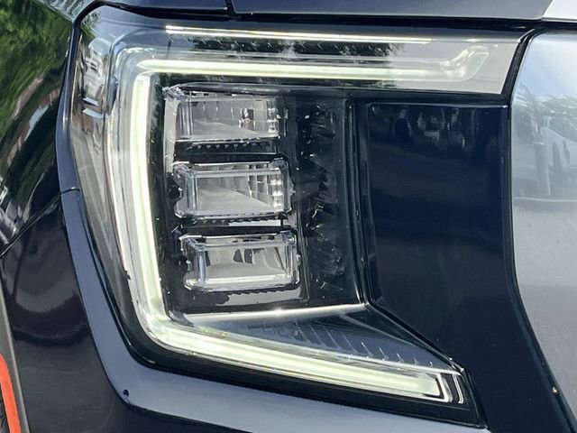 Used 2022 GMC Yukon Denali image 8