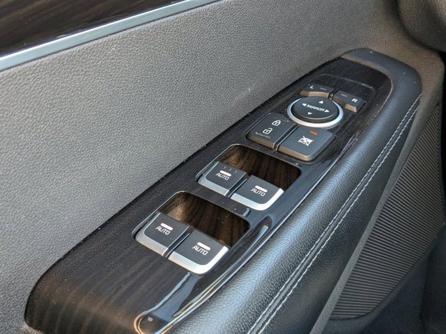Used 2019 Kia Sorento EX image 19