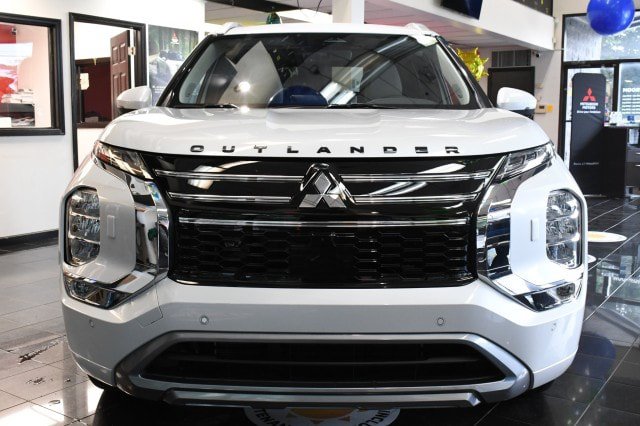New 2026 Mitsubishi Outlander SEL AWD/4WD image 2