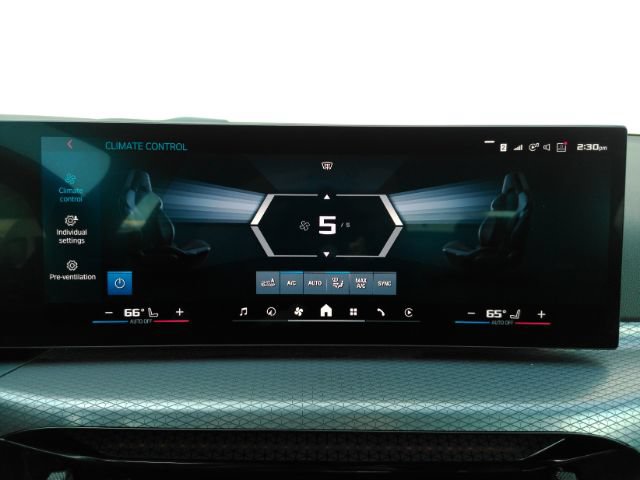 Used 2026 BMW M2 RWD image 38