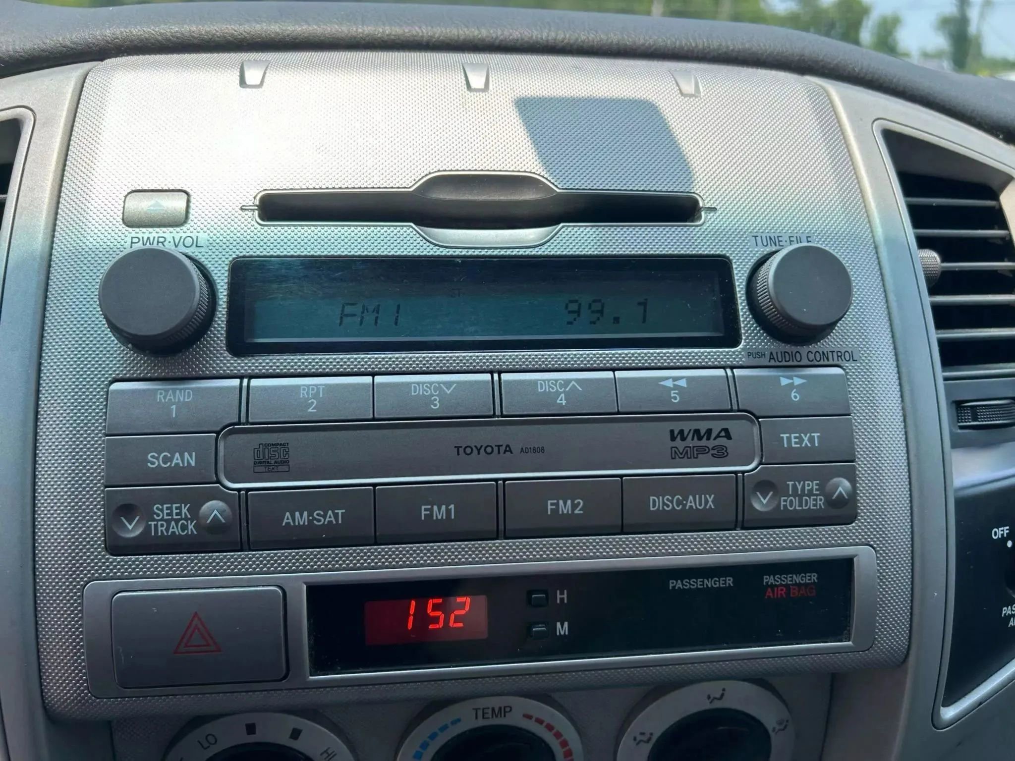 Used 2011 Toyota Tacoma PreRunner image 16