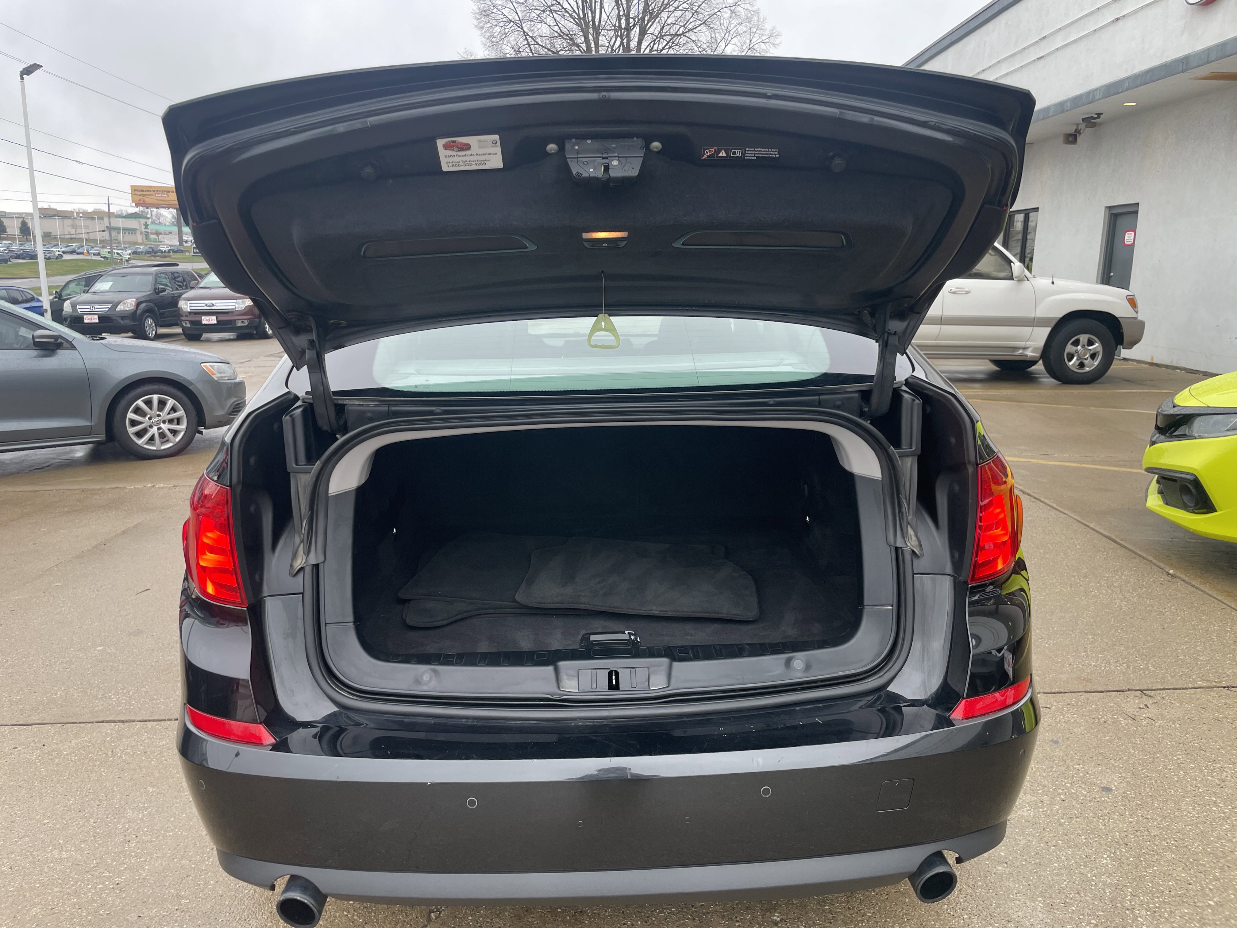 Used 2011 BMW 535i xDrive image 7