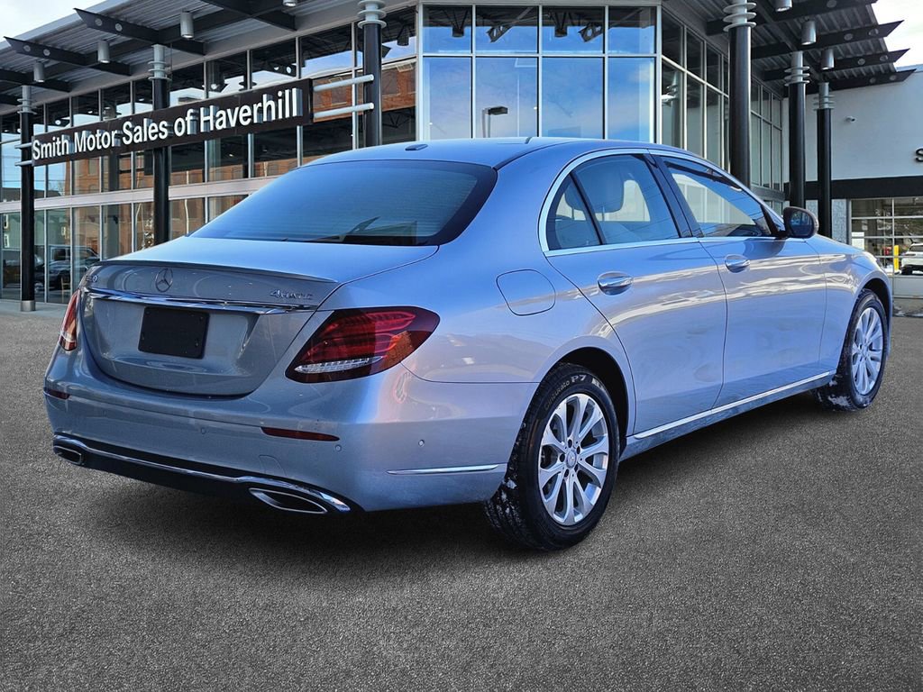 Used 2017 Mercedes-Benz E 300 4MATIC image 5