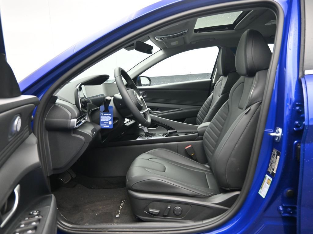 New 2026 Hyundai Elantra Limited image 25