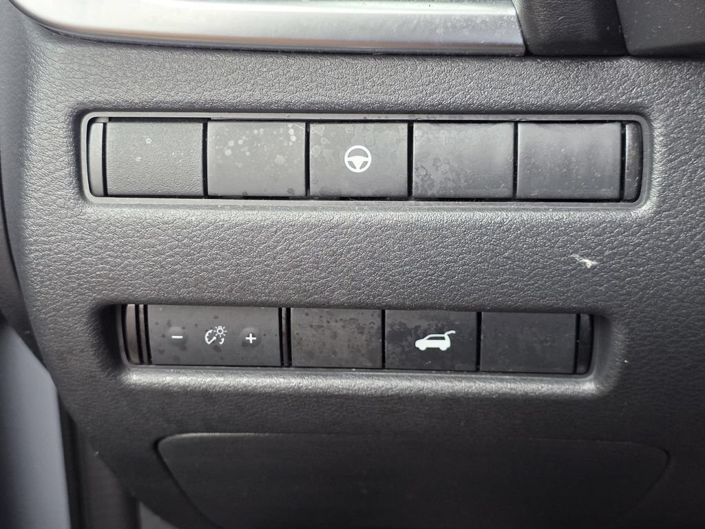 Used 2021 Nissan Rogue SL FWD image 33