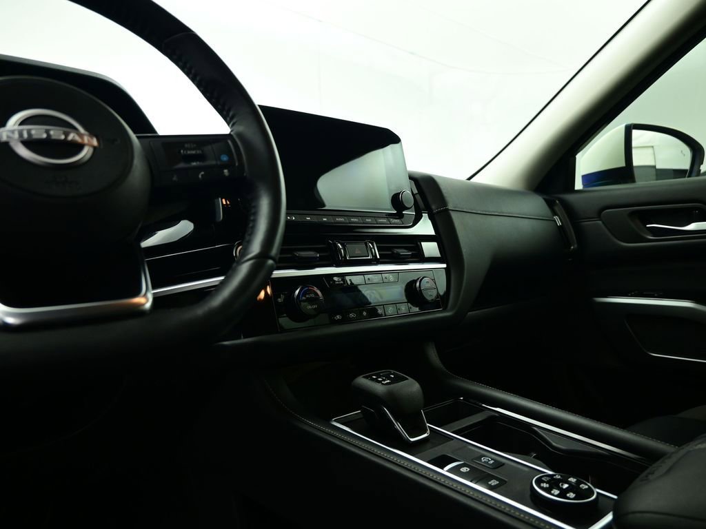 Used 2024 Nissan Pathfinder SL image 59